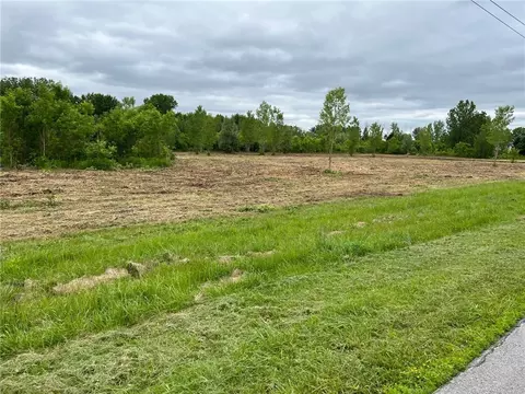 833 Churchville Riga Rd, Riga, NY 14428