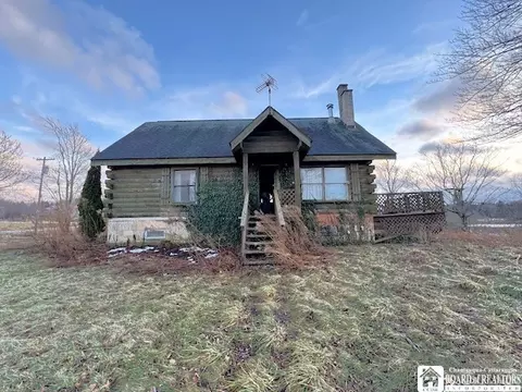 6619 Plank Rd, Mayville, NY 14757