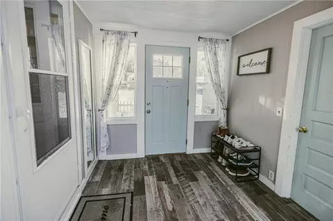 Entry Way - 48 Willowen Dr, Irondequoit, NY 14609 photo 1 of 2
