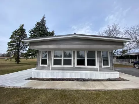 5555 Purdy Rd #55, Canandaigua, NY 14424