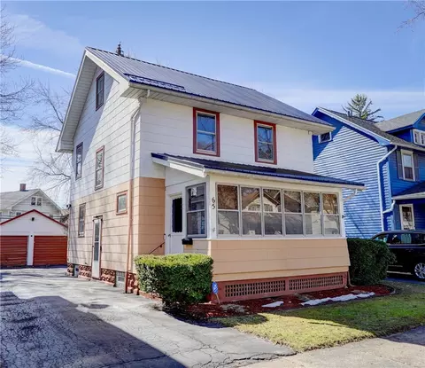 65 Devon Rd, Rochester, NY 14619