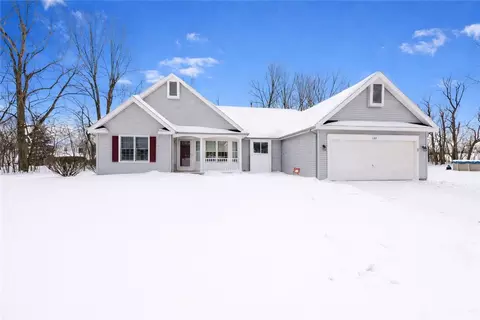 197 Garden Pkwy, Henrietta, NY 14467