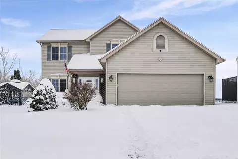 9 Lianne Dr, Greece, NY 14626