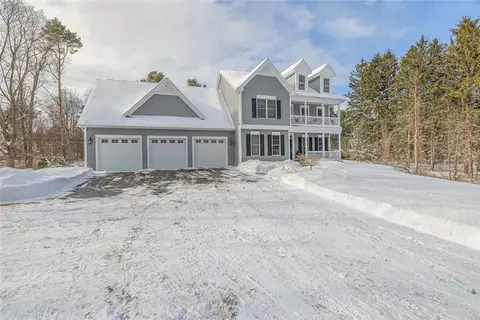 497 Pellett Rd, Webster, NY 14580 photo 2