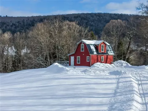 698 State Highway 166, Middlefield, NY 13326