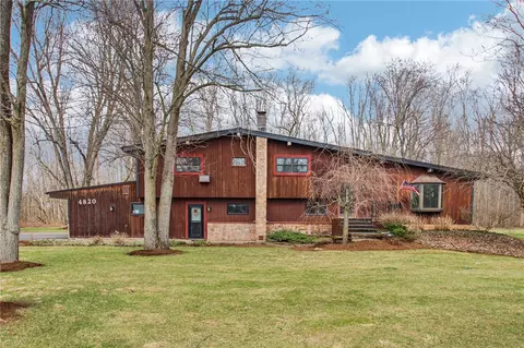 4820 Fox Rd, Palmyra, NY 14522