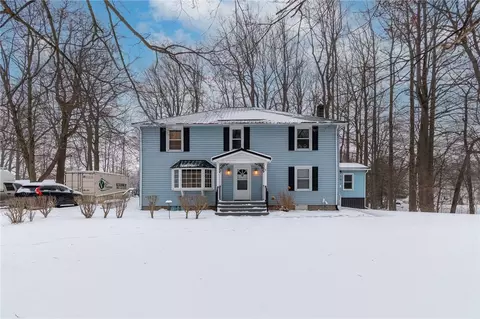 8154 Margaretta Rd, Sodus Point, NY 14555