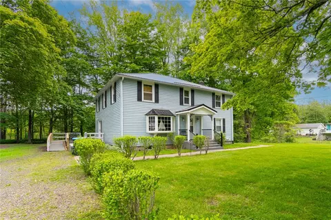 8154 Margaretta Rd, Sodus Point, NY 14555