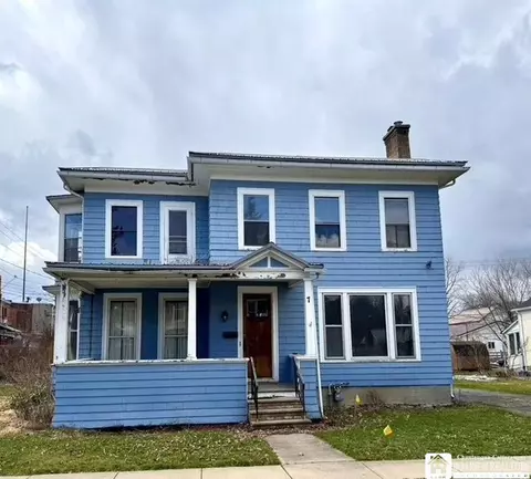 7 Maple St, Cuba, NY 14727
