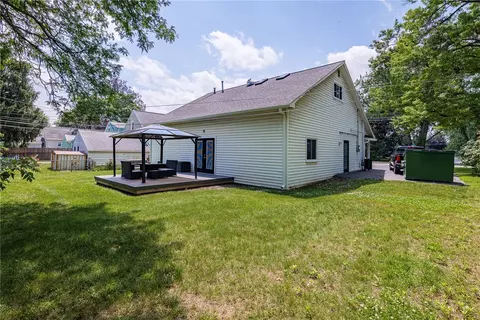 Exterior - 70 Cooper Rd, Irondequoit, NY 14617 photo 4 of 8