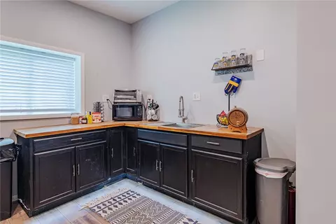 Kitchen - 70 Cooper Rd, Irondequoit, NY 14617 photo 1 of 2