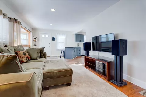Living - 172 Wildmere Rd, Irondequoit, NY 14617 photo 4 of 4