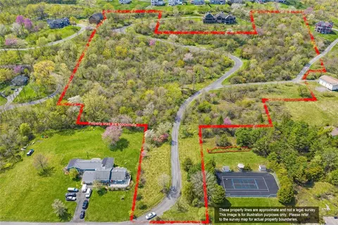 4100 Onnalinda Dr, Canandaigua Town, NY 14424
