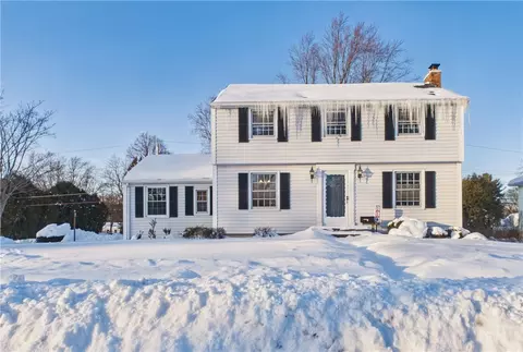114 Seaford Dr, Irondequoit, NY 14617