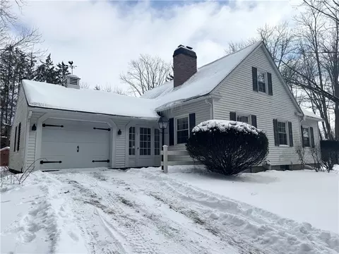 6430 E Lake Rd, Owasco, NY 13021