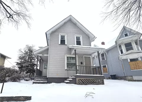 321 Ravine Ave, Rochester, NY 14613