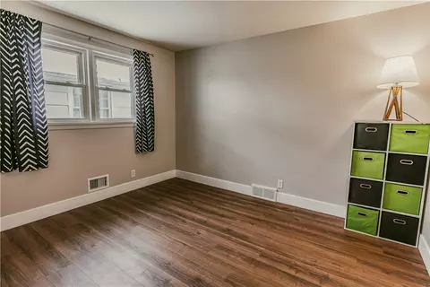Bedroom - 25 Walnut Park, Irondequoit, NY 14622 photo 2 of 4