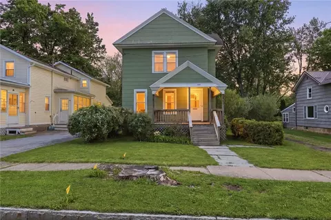 139 Gates St, Palmyra, NY 14522