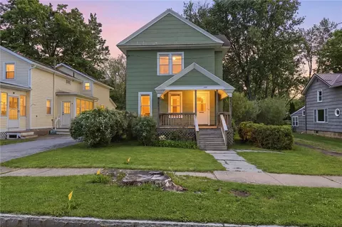 139 Gates St, Palmyra, NY 14522
