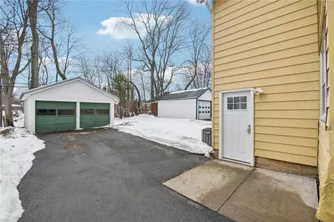 77 Parkview Ter, Irondequoit, NY 14617 photo 21