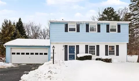 12 Queensberry Ln, Chili, NY 14624