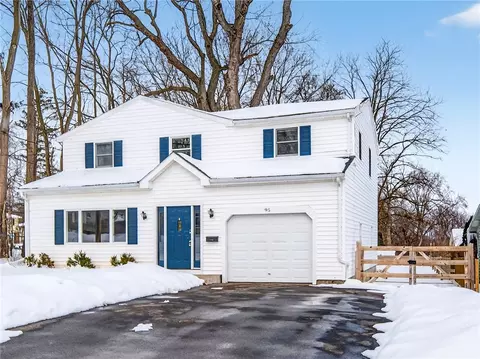 95 Summit St, Perinton, NY 14450
