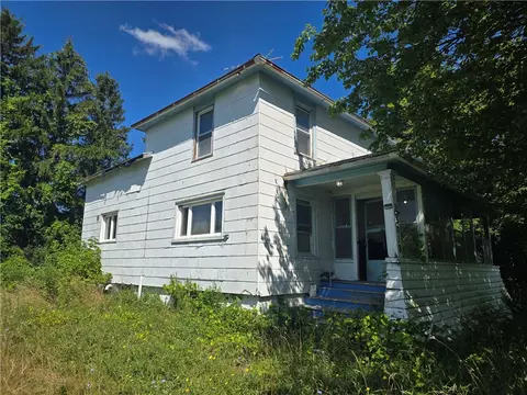 5018 State Route 96a, Varick, NY 14541