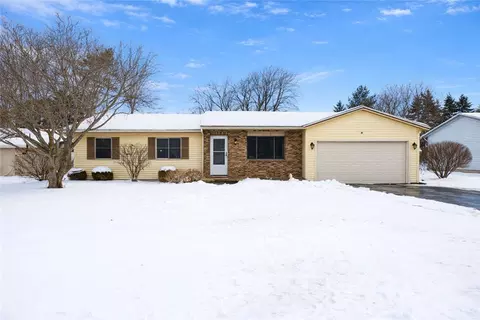 36 Friar Dr, Greece, NY 14626