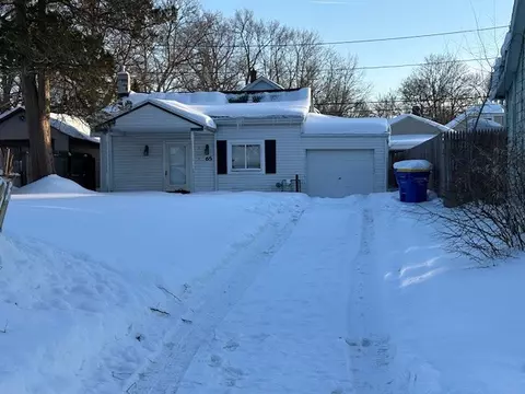 65 Wheeldon Dr, Greece, NY 14616