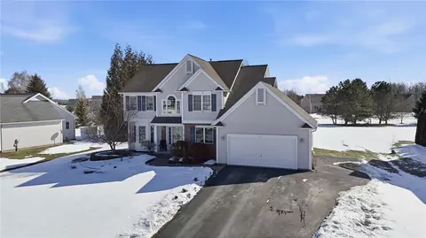 6130 La Frank Dr, Ontario, NY 14519