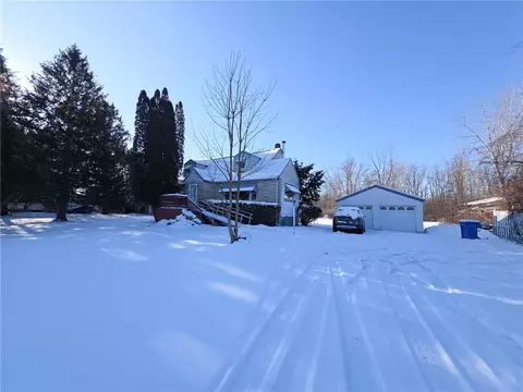 3175 Walworth Palmyra Rd, Walworth, NY 14568