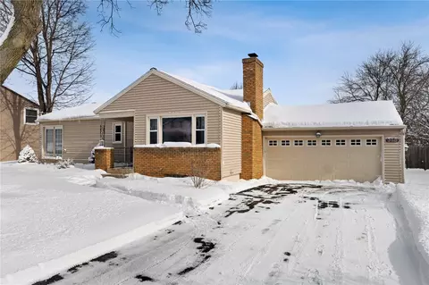 358 Pardee Rd, Irondequoit, NY 14609
