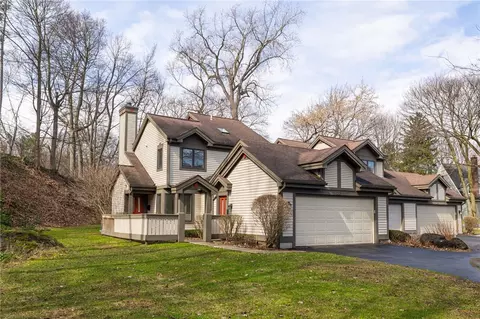 223 Highland Pkwy, Rochester, NY 14620