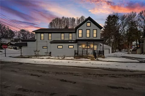 1 Sisson St, Lyons, NY 14489