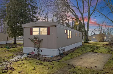 3902 Lockport Olcott Rd, Lockport, NY 14094