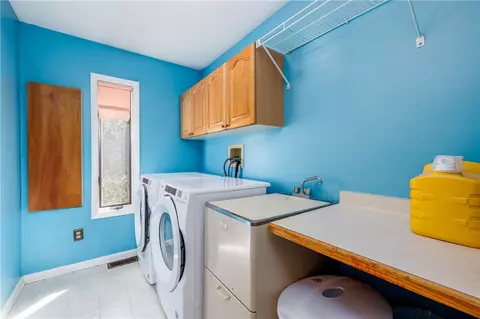 1 Woods Pt, Webster, NY 14580 photo 32