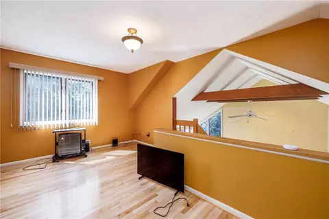 1 Woods Pt, Webster, NY 14580 photo 35