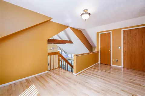 1 Woods Pt, Webster, NY 14580 photo 37