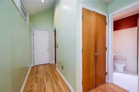 1 Woods Pt, Webster, NY 14580 photo 25