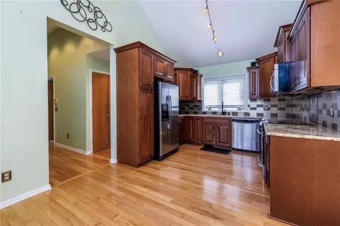 1 Woods Pt, Webster, NY 14580 photo 14