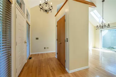 1 Woods Pt, Webster, NY 14580 photo 13