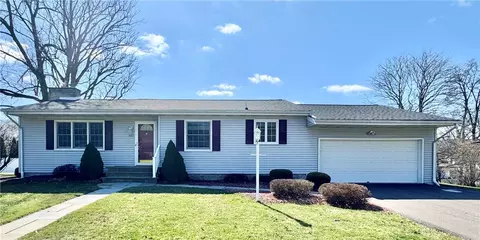 907 W Clinton St, Elmira, NY 14905