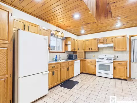 Kitchen - 184 Grossman Ave, Olean, NY 14760 photo 2 of 2