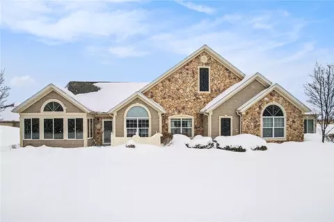 35 Maple Center Rd, Hilton, NY 14468