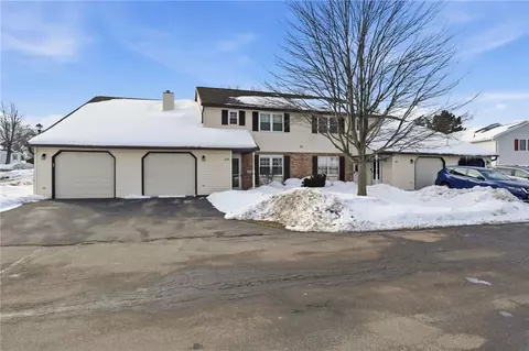 33 Salmon Run # D, Parma, NY 14468