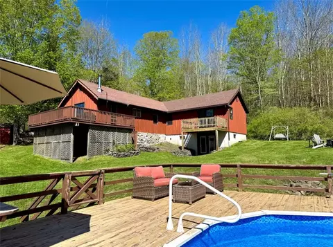 903 Dimmick Mtn Rd, Fleischmanns, NY 12430