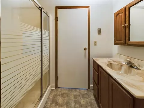 Bath - 1350 Hecker Rd, Waterloo, NY 13165 photo 4 of 5