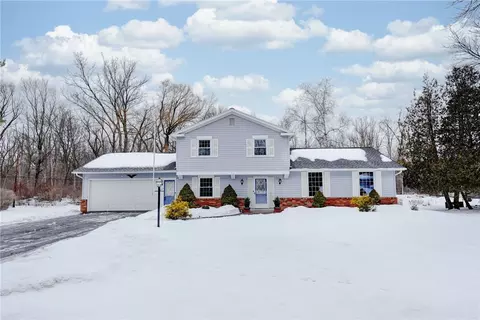 203 Timber Brook Ln, Penfield, NY 14526
