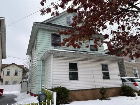 64 Cameron St, Rochester, NY 14606