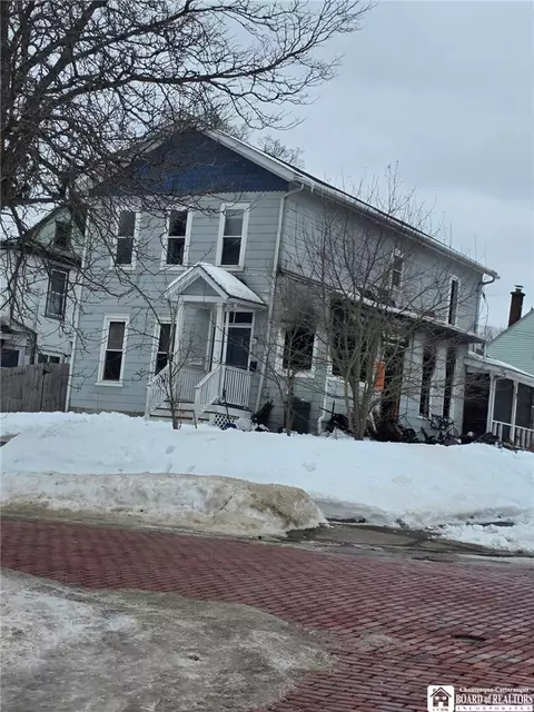 93 Barker St, Jamestown, NY 14701